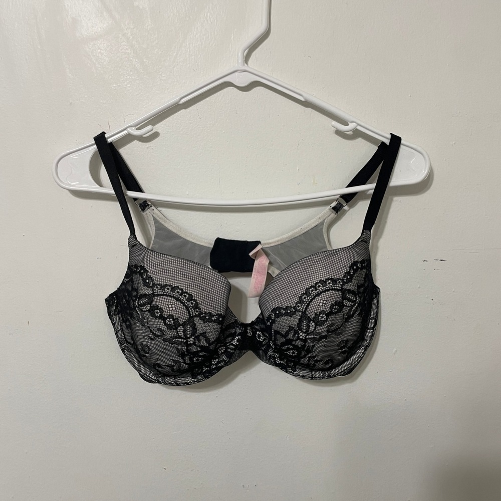 Victoria's Secret Black Lace Lined‎ Demi Bra 34D Underwire